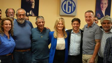 Kicillof, con Magario y Correa, con la cúpula de la CGT.