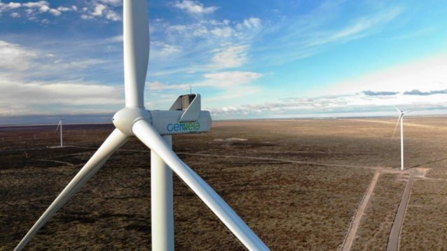 El proyecto tendrá un impacto directo en la comunidad ya que generará 705.000 MWh de energía renovable al año, equivalente al consumo anual de 175.000 hogares.