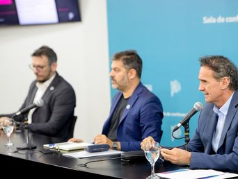 Gabriel Katopodis habla en conferencia de prensa. Gabriel Katopodis habla en conferencia de prensa.