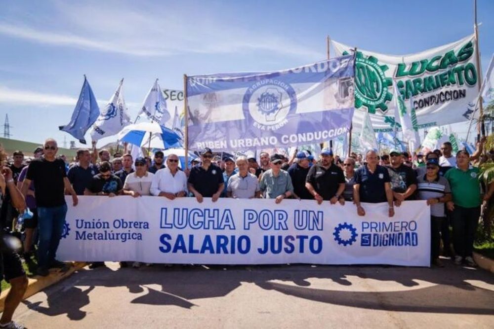 La Marcha de la Dignidad que movilizó a miles de trabajadores en Campana. (UOM Nacional)