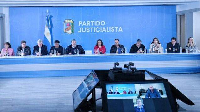 Los gobernadores, hoy en la sede del PJ.